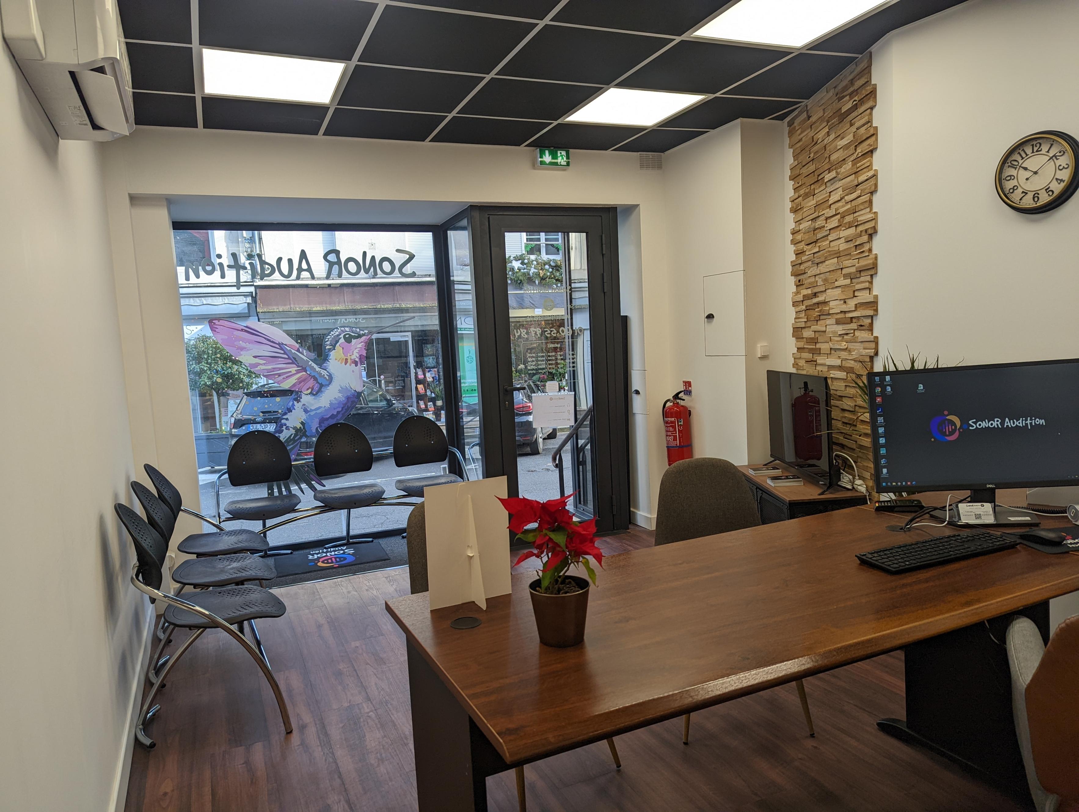 Bureau Nemours